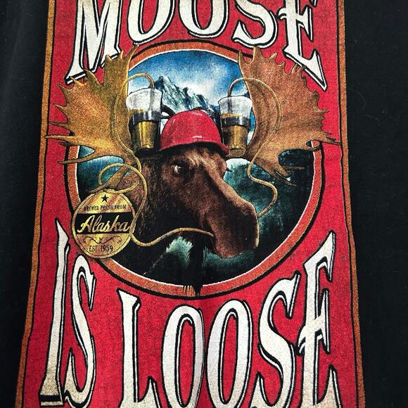 Men’s Creative Apparel Moose is loose brewing beer Ale graphic logo T-shirt S - Picture 3 of 11
